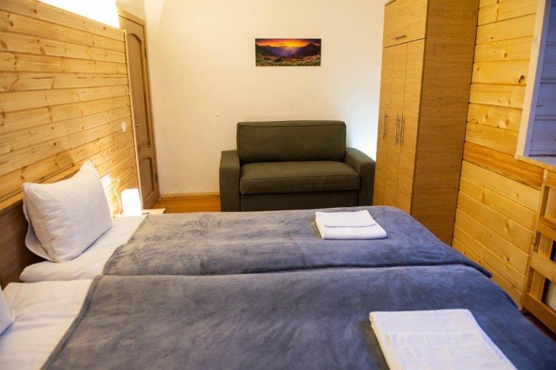 Triple bedroom